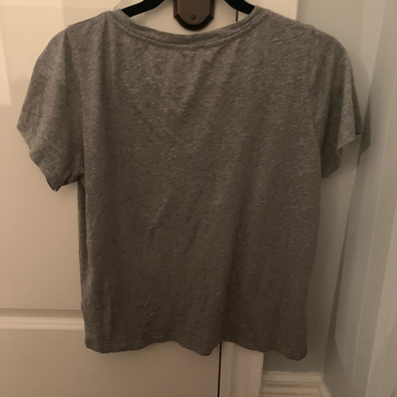 Aritiza short sleeve grey top - Picture 2 of 2
